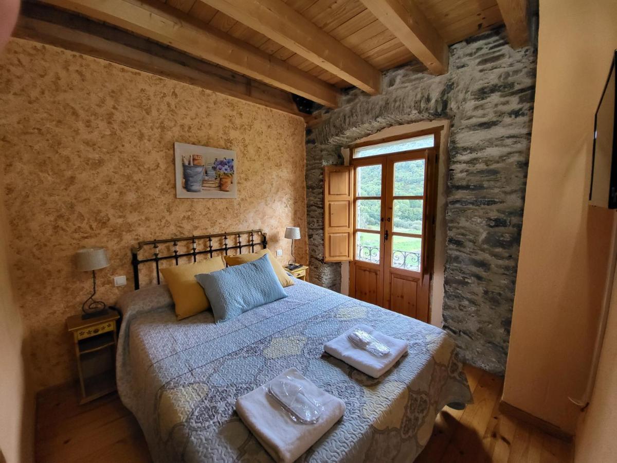 Hotel Rural La Carcel Murias de Paredes Bagian luar foto