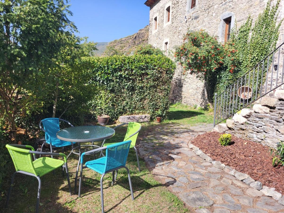 Hotel Rural La Carcel Murias de Paredes Bagian luar foto